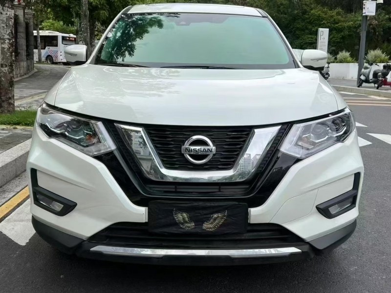 深圳23年日產奇駿1