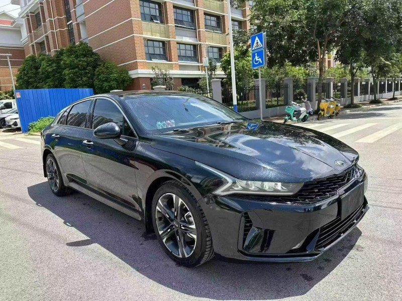 貴港21年起亞K5凱酷3