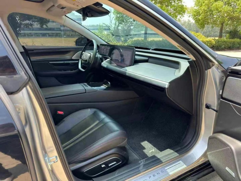 蘇州22年小鵬汽車p74