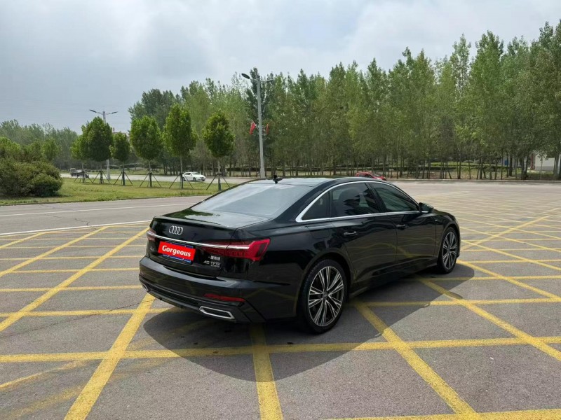 秦皇島20年奧迪A6L8
