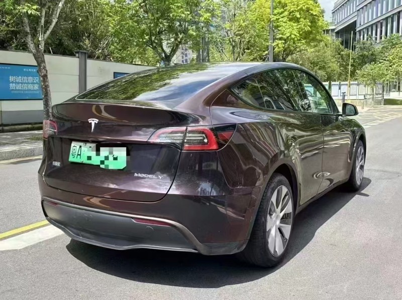 深圳23年特斯拉MODEL Y8