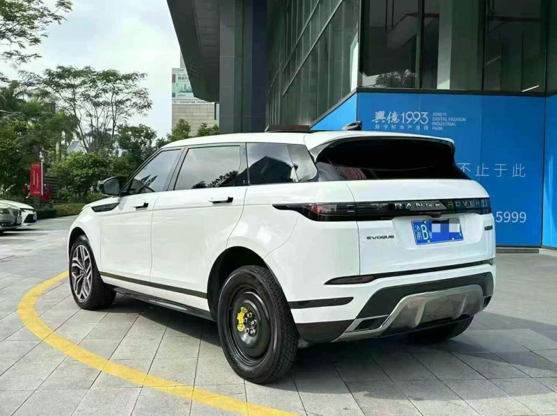深圳24年路虎極光7