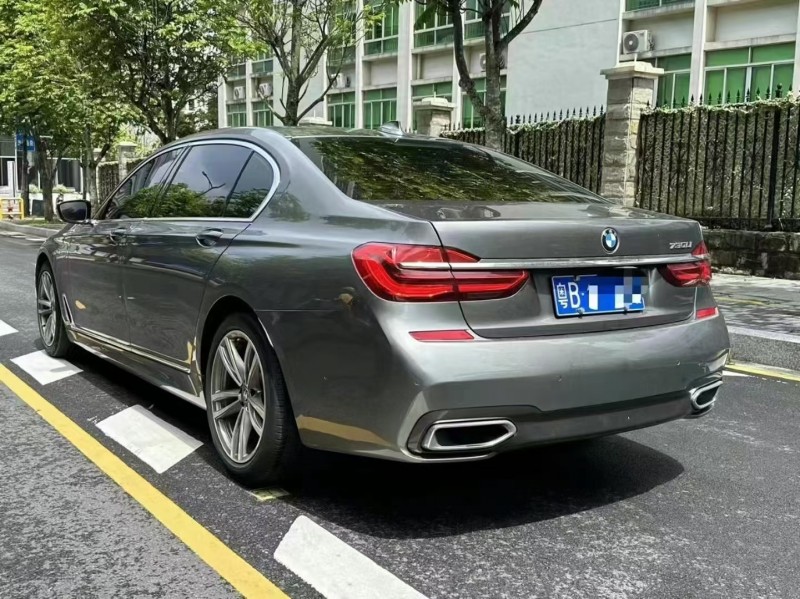 深圳18年寶馬7系9