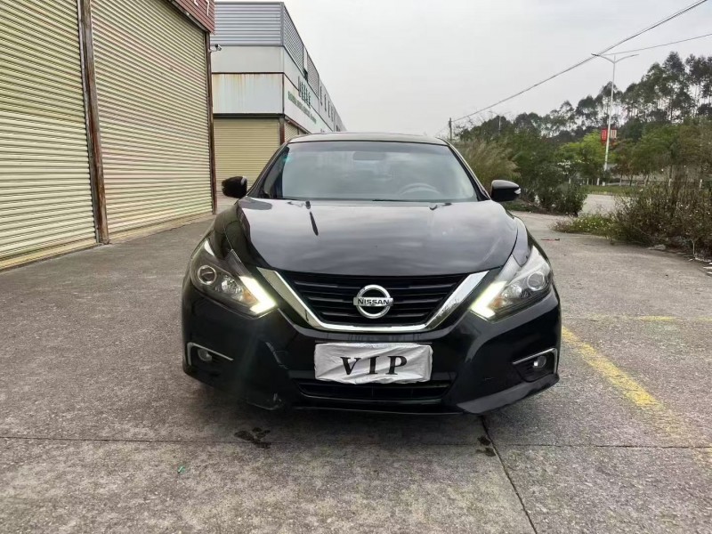 廣州17年日產天籟1