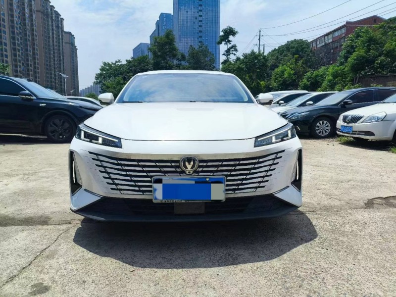 婁底24年長安汽車逸動1