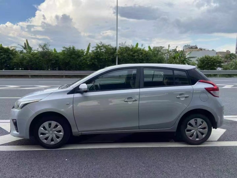廣州14年豐田YARiS L 致炫5