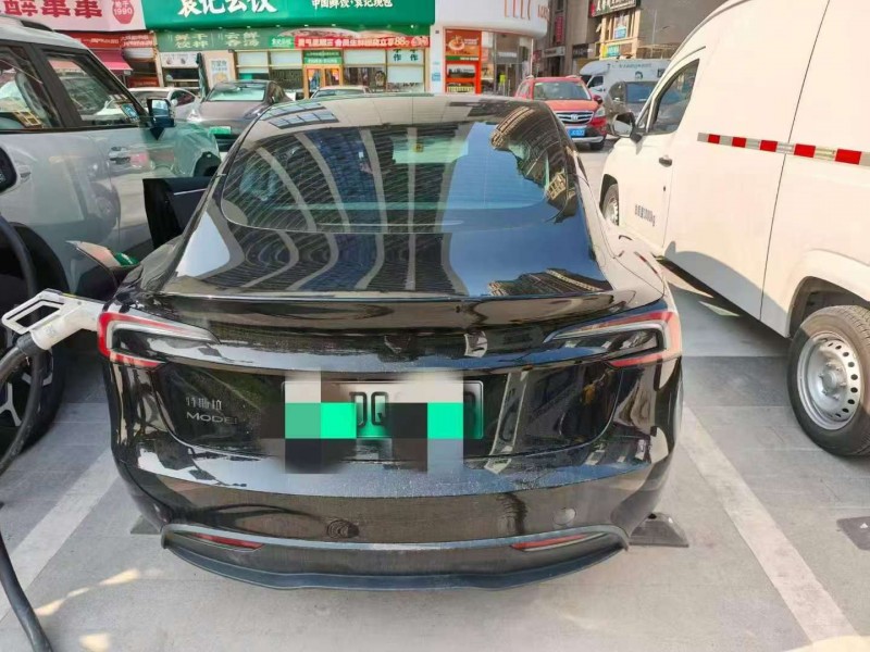 成都24年特斯拉MODEL 39