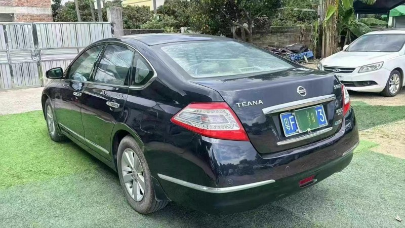 廣州11年日產天籟8