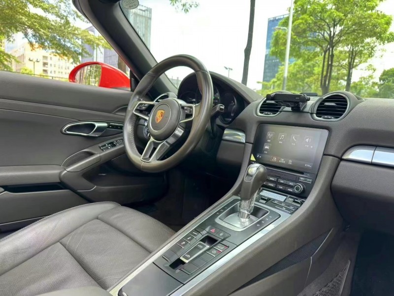 東莞18年保時捷Boxster6