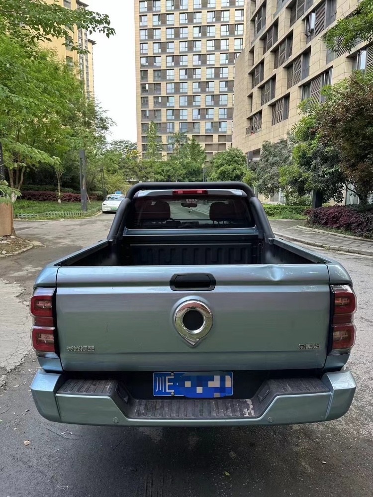 成都24年長城汽車炮 皮卡8