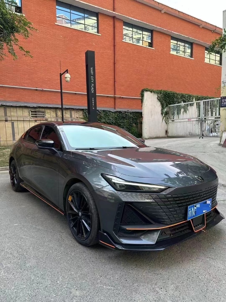 成都24年長安汽車UNI2