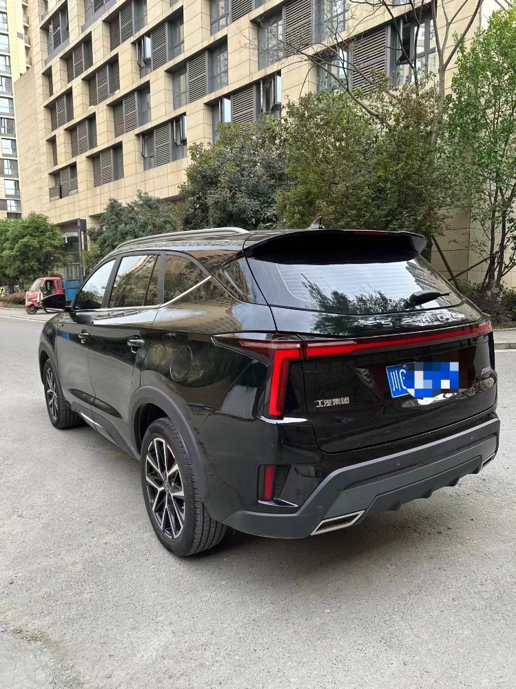 成都23年江淮思皓7