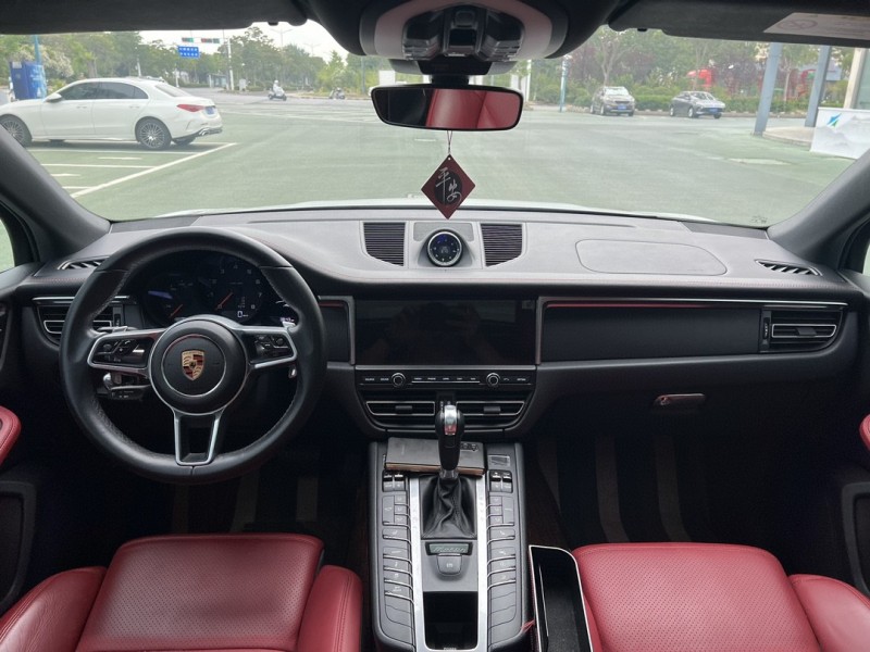 鹽城20年保時捷Macan7