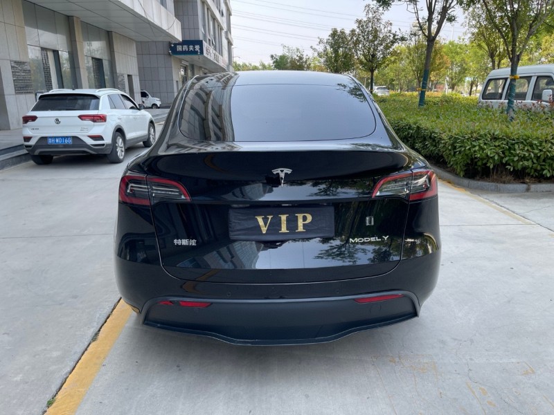 濟寧23年特斯拉MODEL Y9