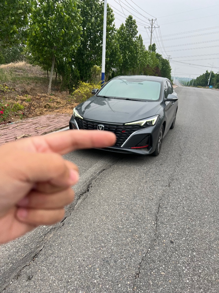 邯鄲23年長安汽車逸動1
