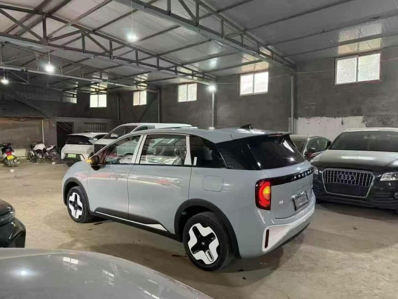 安陽25年極狐汽車考拉8