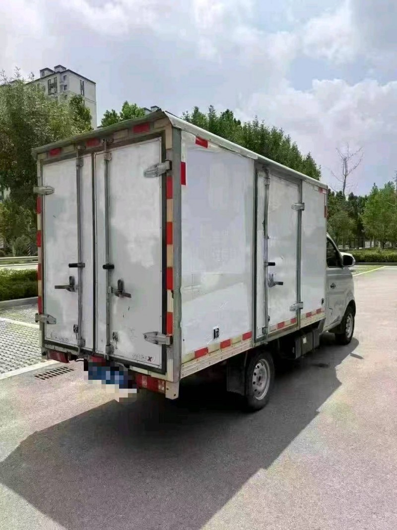 菏澤23年長安汽車跨越王8