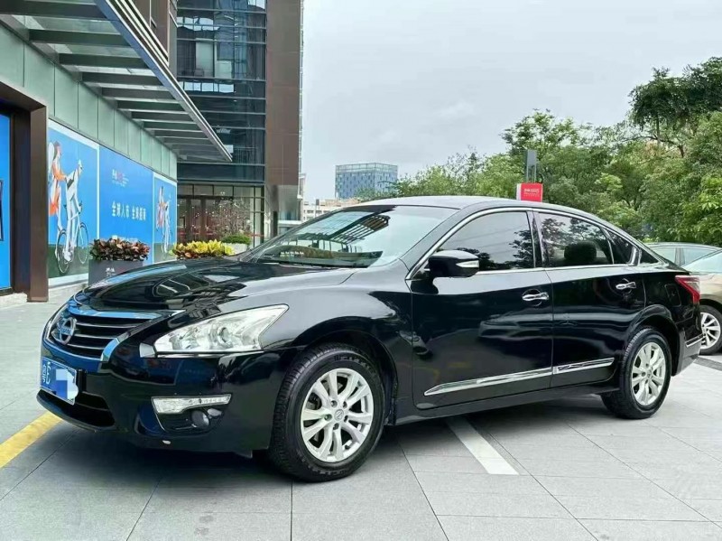 深圳15年日產天籟2