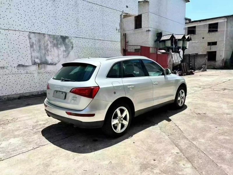 衢州11年奧迪Q57