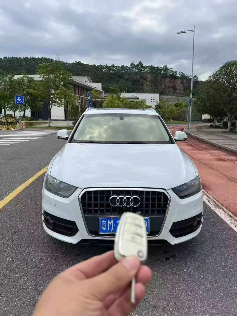 防城港14年奧迪Q31