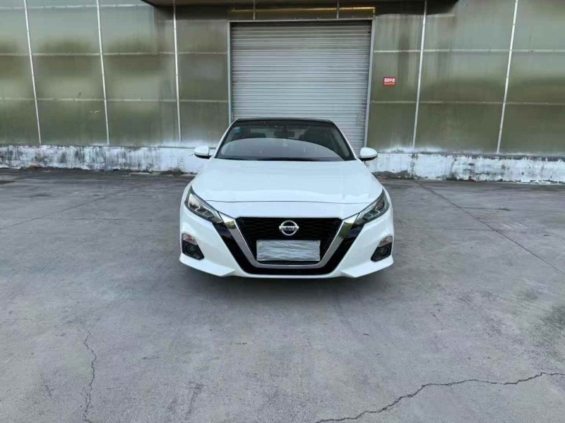 徐州19年日產天籟1