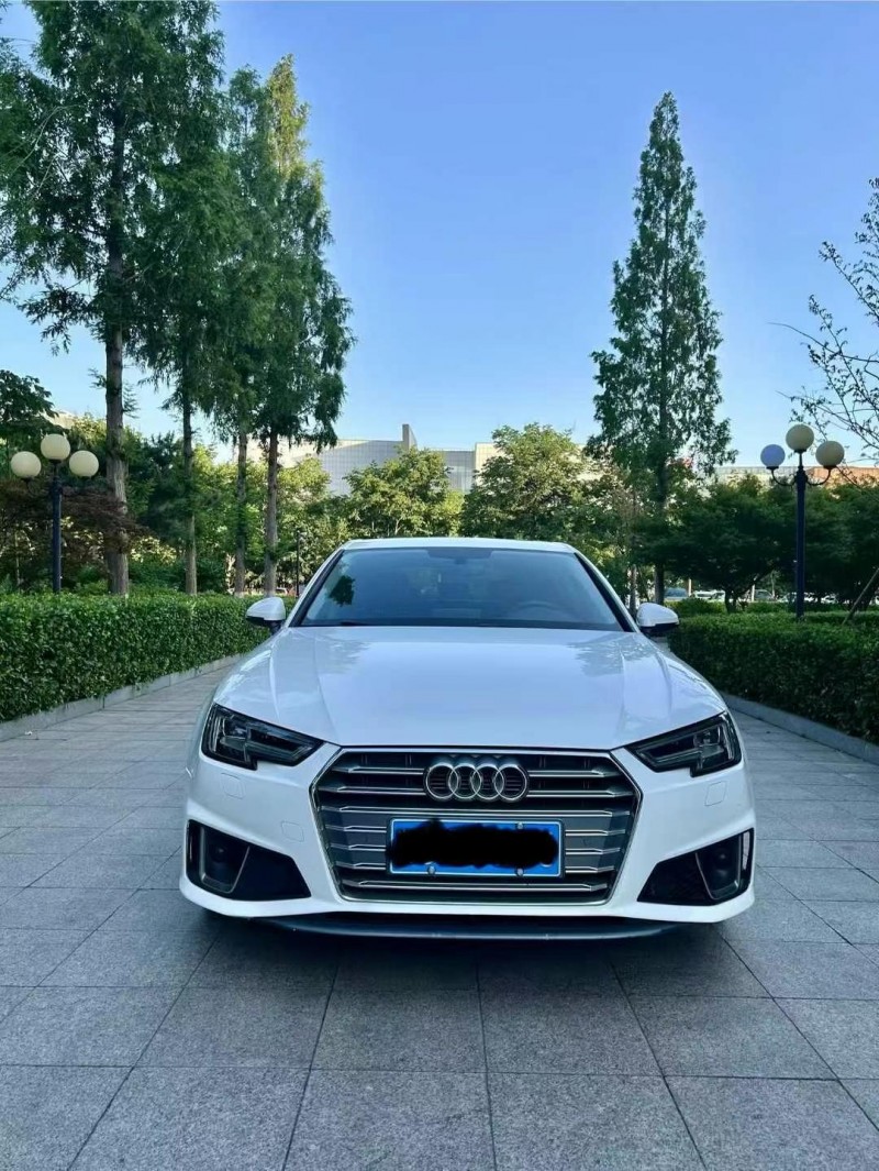 煙臺19年奧迪A4L1