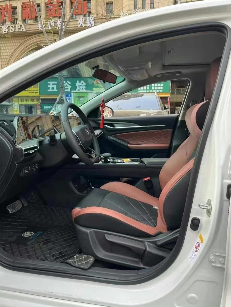 襄陽23年長安汽車逸動3