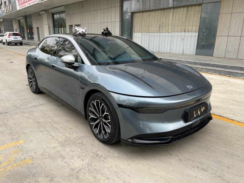 濟寧24年極氪汽車0072