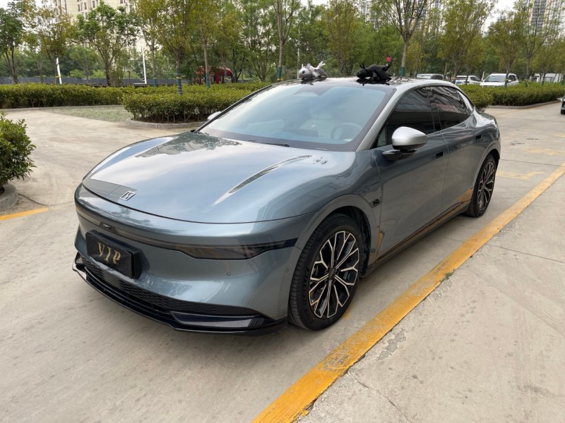 濟寧24年極氪汽車0073