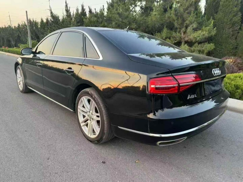 東營16年奧迪A8L8