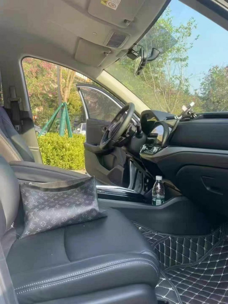 汕头23年本田享域4