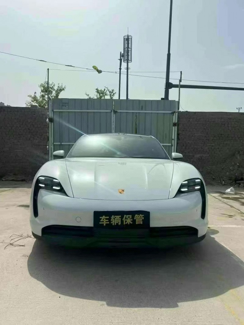 鄭州23年保時捷Taycan1