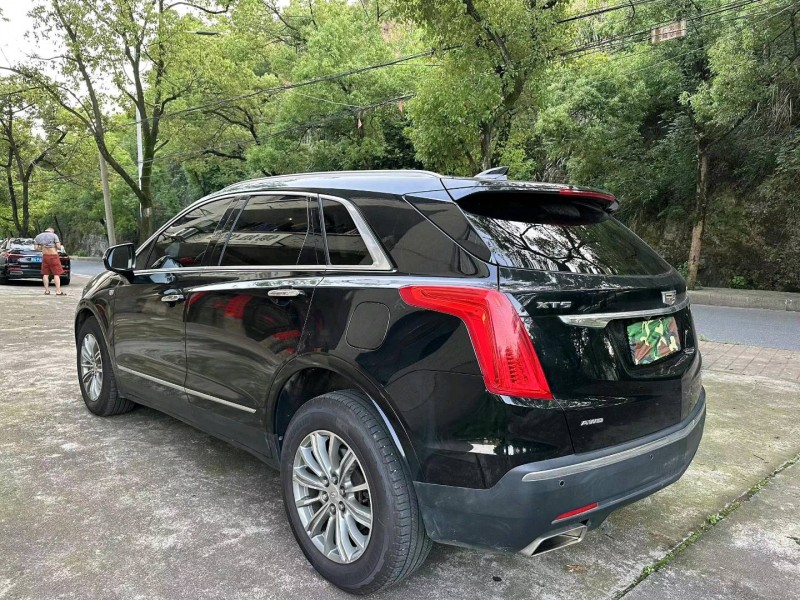 衡陽17年凱迪拉克XT58