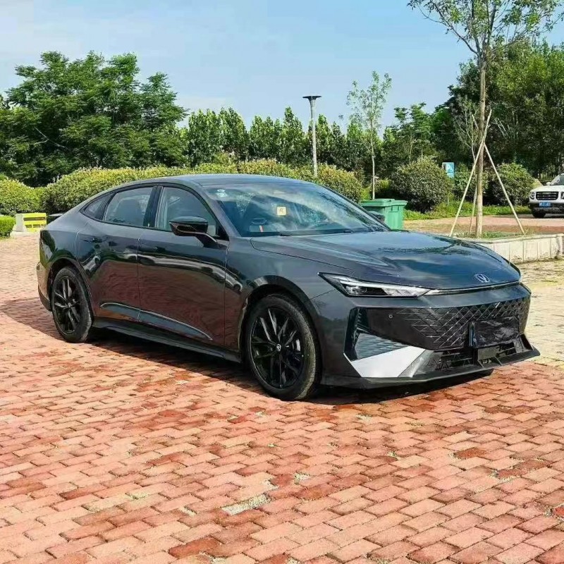 濰坊25年長安汽車UNI3