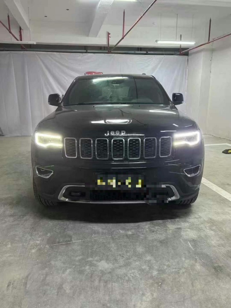 益陽19年Jeep大切諾基1
