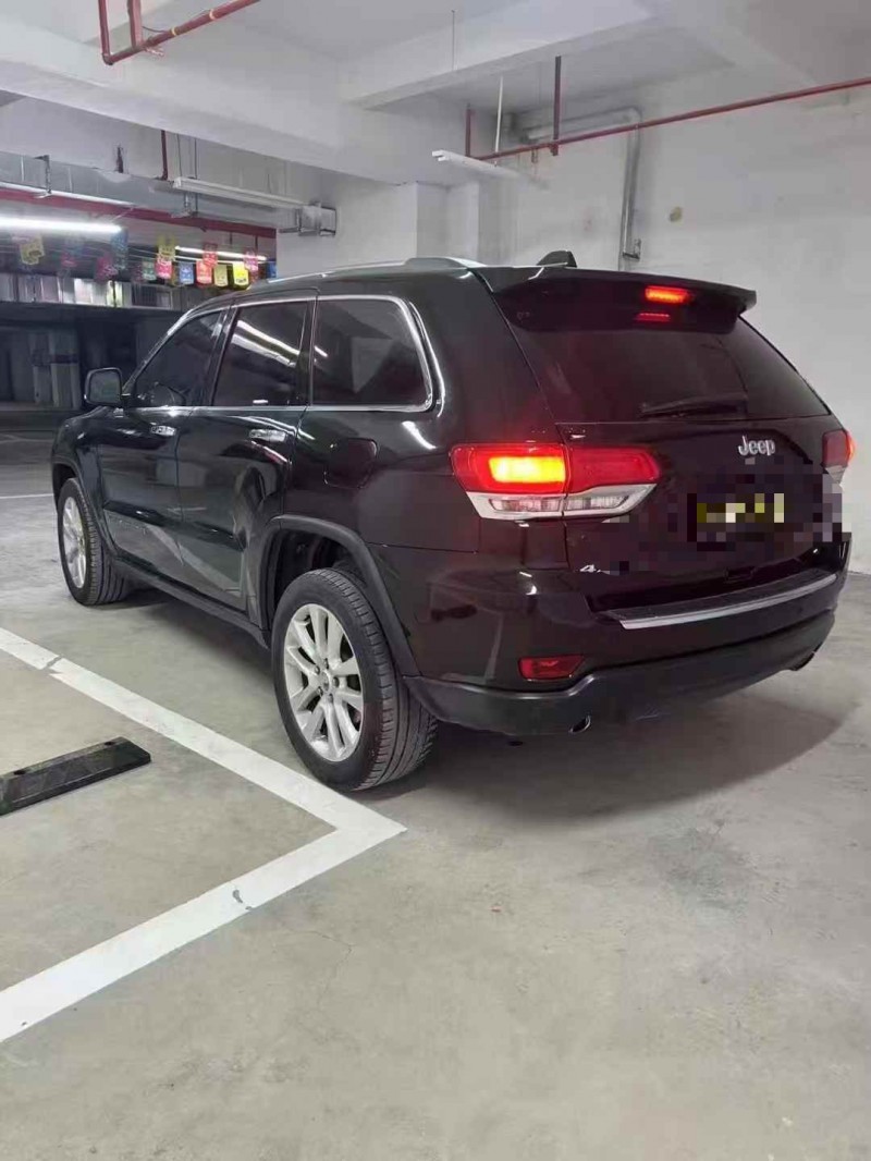 益陽19年Jeep大切諾基7