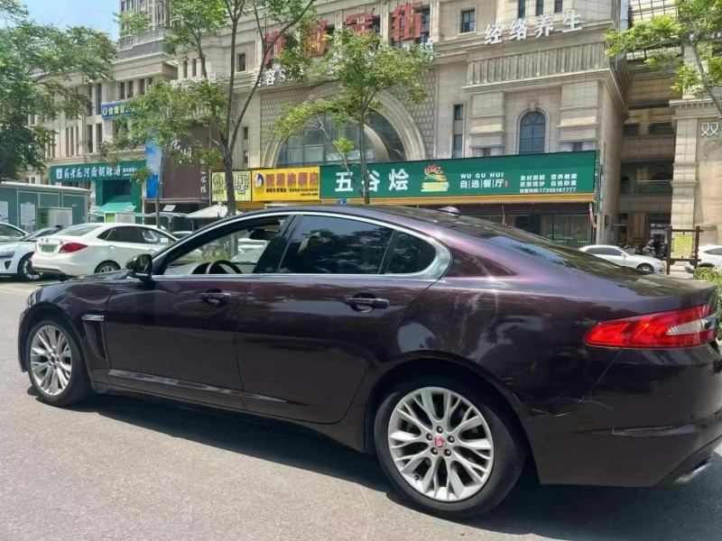 襄陽14年捷豹XF4