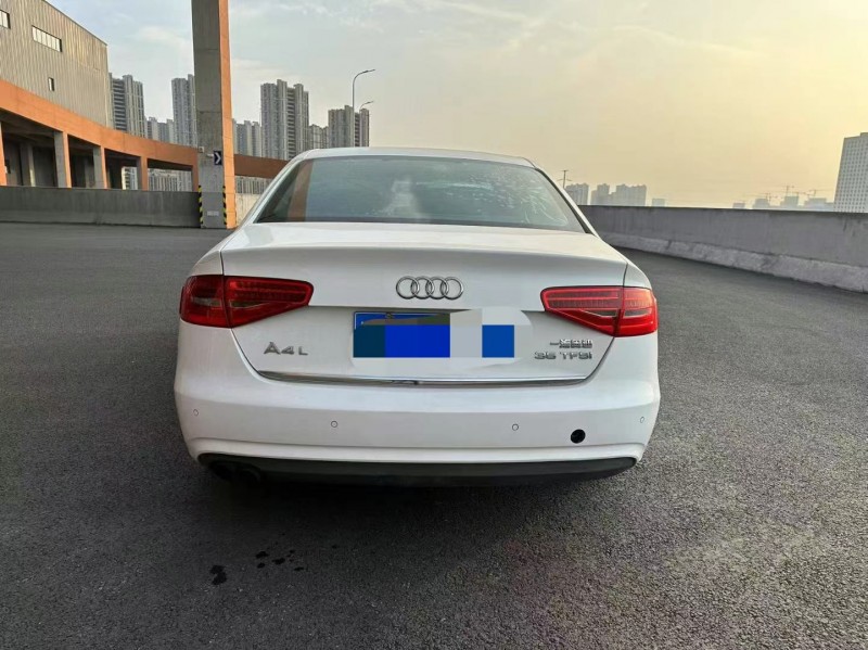 蘇州16年奧迪A4L8