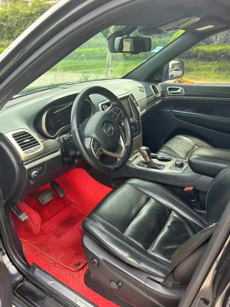 马鞍山17年Jeep大切诺基5