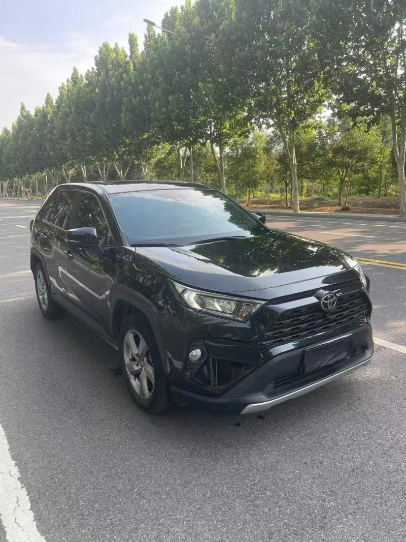 連云港23年豐田RAV4榮放2