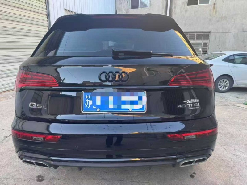 武漢23年奧迪Q59