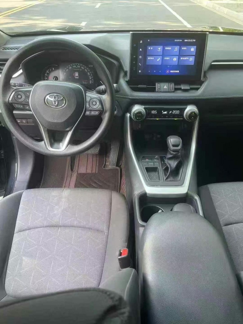 日照23年豐田RAV4榮放4