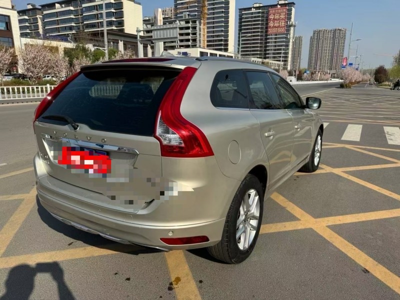 濟寧17年沃爾沃XC608