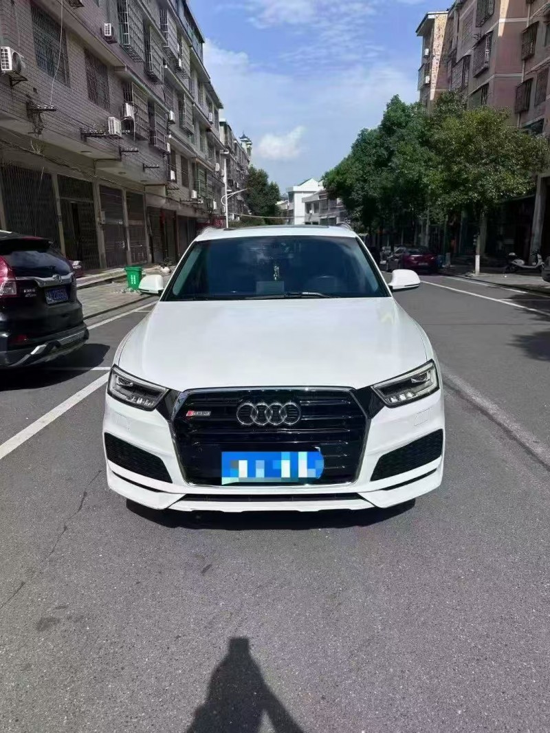 長沙19年奧迪Q31