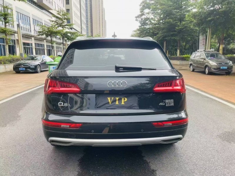 東莞19年奧迪Q58