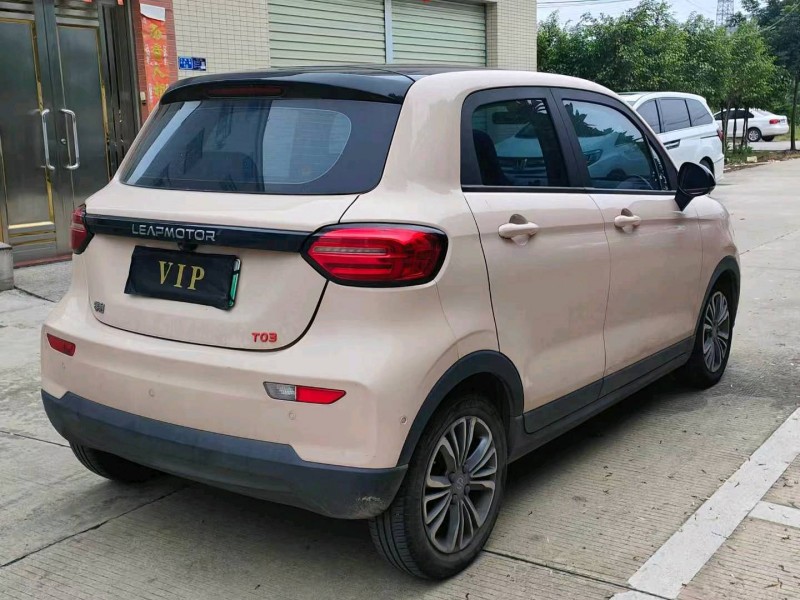 中山22年零跑汽車T034