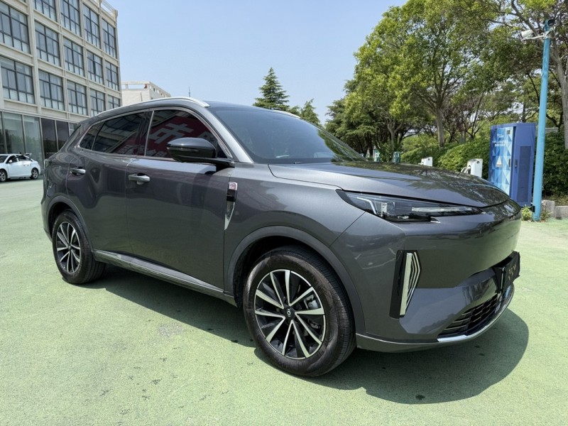 鹽城25年長安汽車啟源3