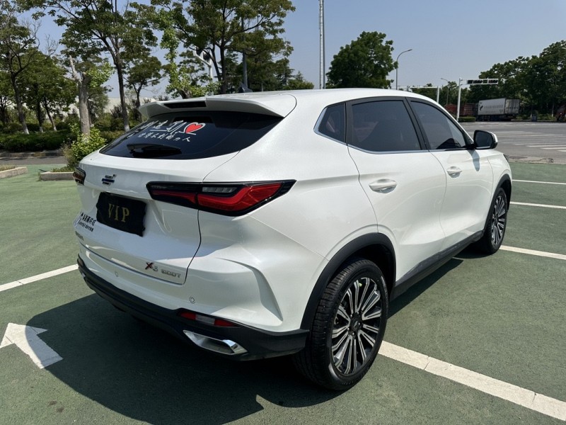 鹽城22年長安汽車歐尚8