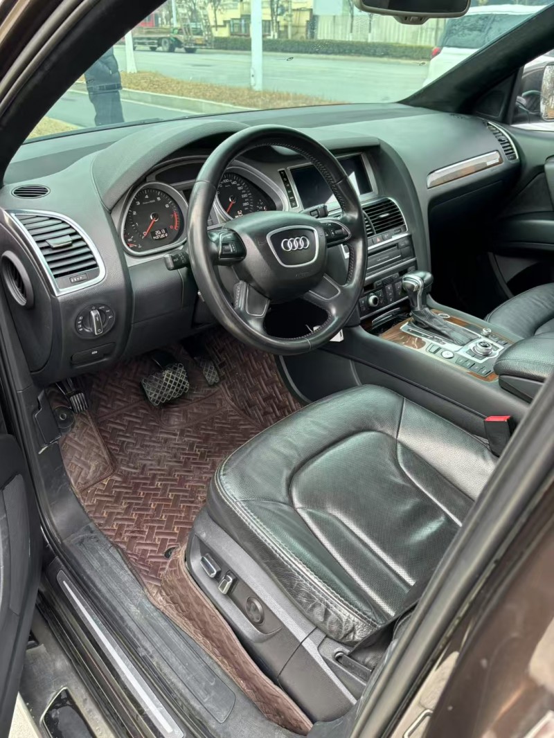 宿迁13年奥迪Q56