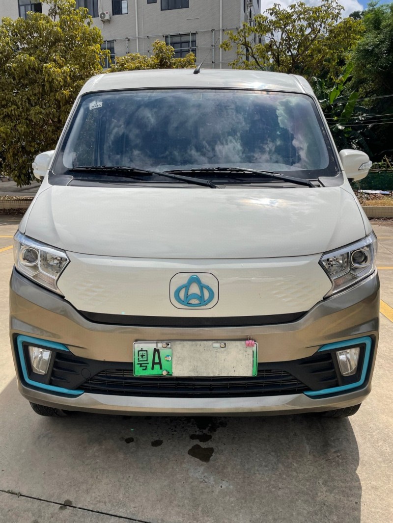 中山24年長安汽車跨越1